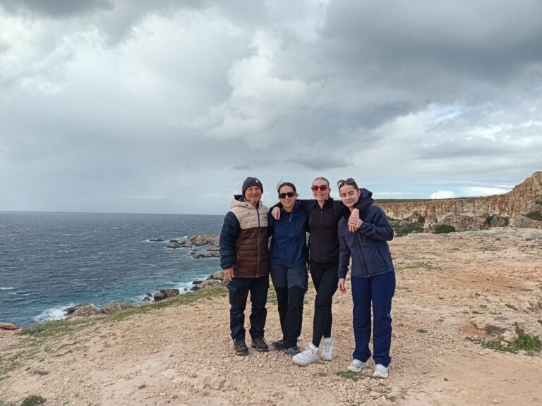 a5da2a60-2ad1-498e-bd5b-7622f469ad63